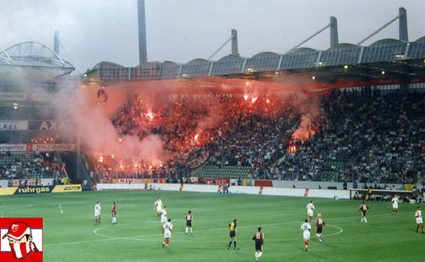 gal/2001-2002/leverkuzen_zvezda/leverkuzen1.jpg