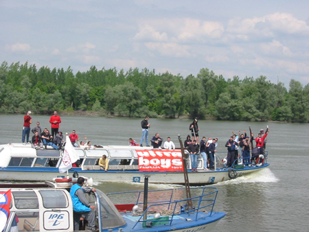 gal/2003-2004/smederevo_sa_broda/11.jpg