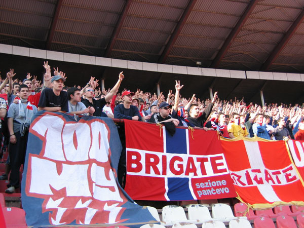 gal/2003-2004/zvezda_zemun/2.jpg