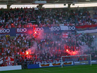 gal/2004-2005/youngboys_redstar/_thb_4.jpg