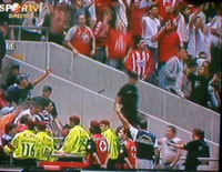 gal/2005-2006/braga_cz/_thb_Adeptos-a-escassa-dist.jpg
