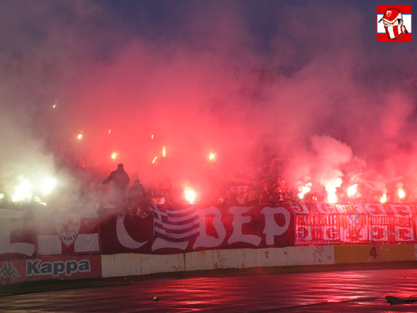 gal/2007-2008/partizan_cz_133_derbi/delije9c.jpg