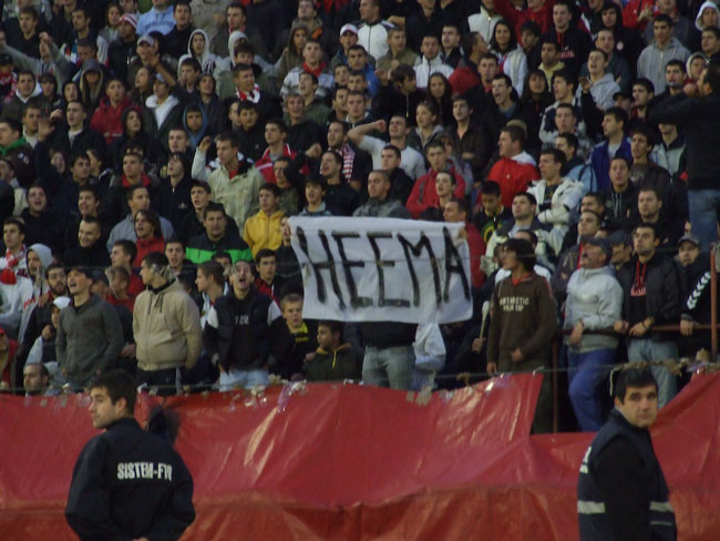gal/2008-2009/134derbi/delije8a.jpg