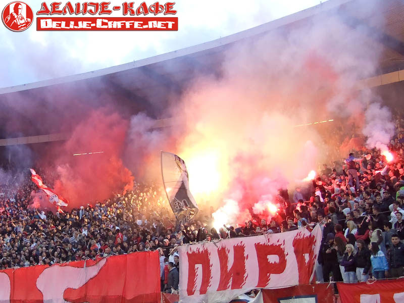 gal/2009-2010/CZ_mladiradnik/delije02.jpg