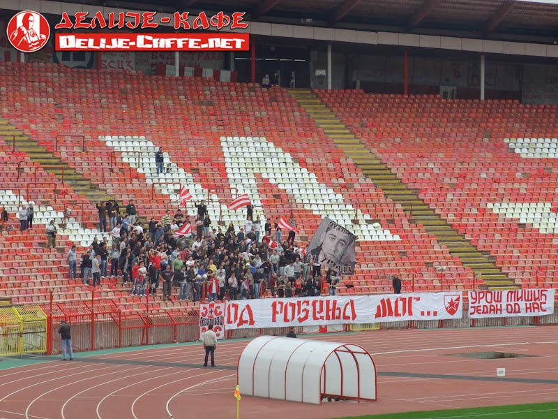 gal/2009-2010/derbi_pioniri/delije01.jpg