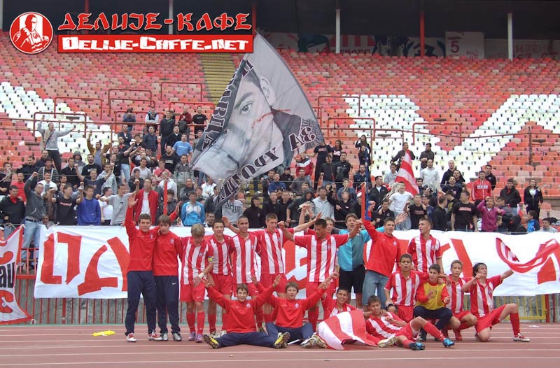 gal/2009-2010/derbi_pioniri/delije06.jpg