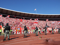 gal/2010-2011/CZ_partizan_139derbi/_thb_delije04.jpg