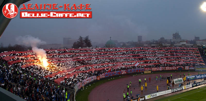 gal/2010-2011/partizan_CZ_kup/delije05.jpg