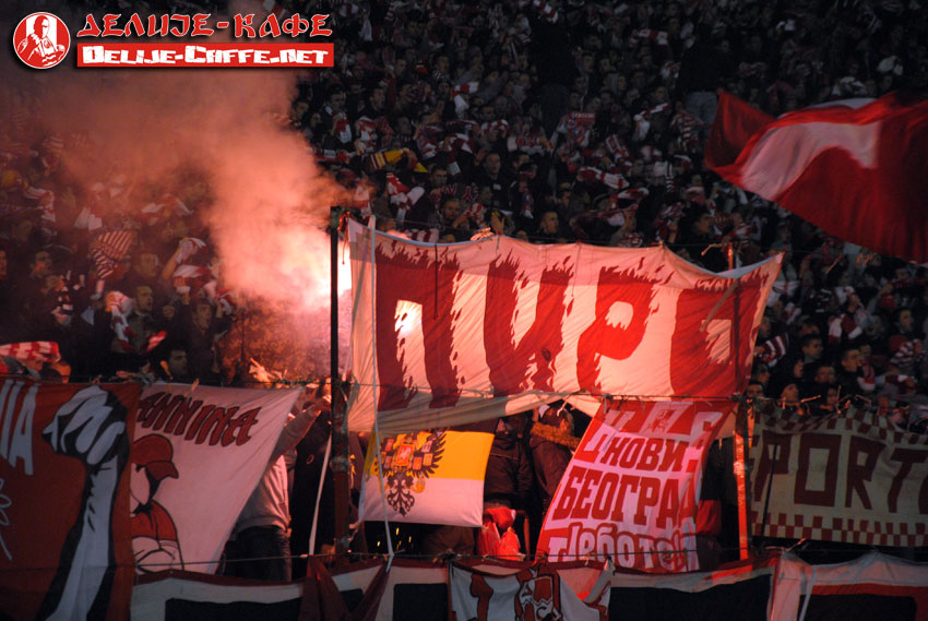 gal/2011-2012/141_derbi/delije05.jpg