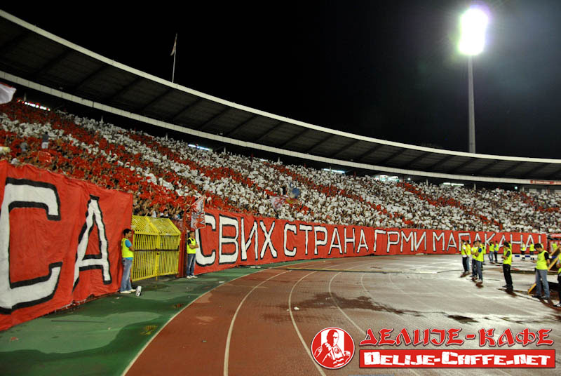 gal/2012-2013/cz_bordo/delije03.jpg