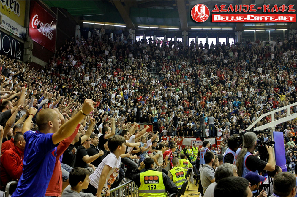 gal/2012-2013/derbi_basket_finale/delije05.jpg