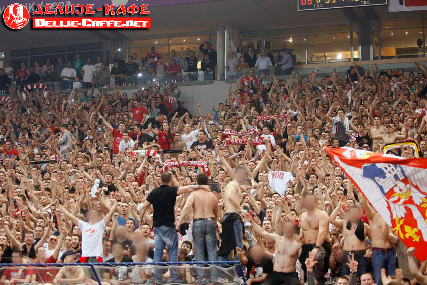 gal/2013-2014/cz_budiveljnik_basket/delije07.jpg
