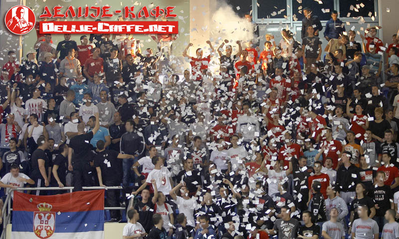 gal/2013-2014/cz_vizura_basket/delije02.jpg