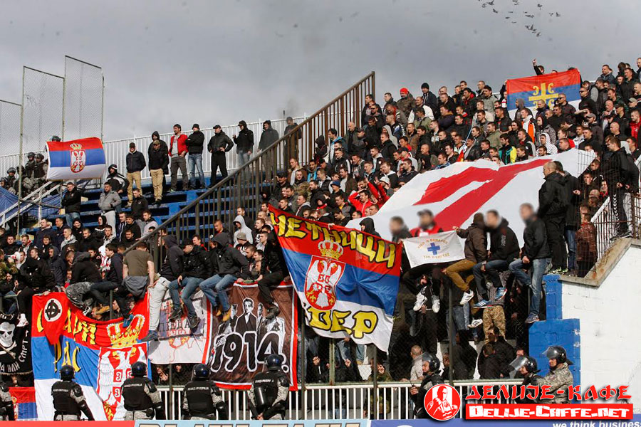 gal/2013-2014/novipazar_cz/delije01.jpg