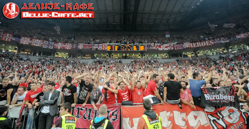 gal/2014-2015/cz_olympiakos/delije07.jpg