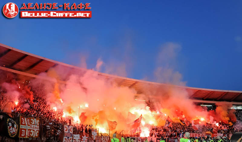 gal/2014-2015/derbi_148/delije04.jpg