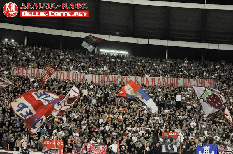 gal/2014-2015/derbi_148/delije14.jpg