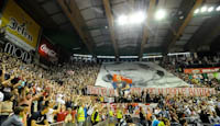 gal/2014-2015/derbi_basket/_thb_delije02.jpg