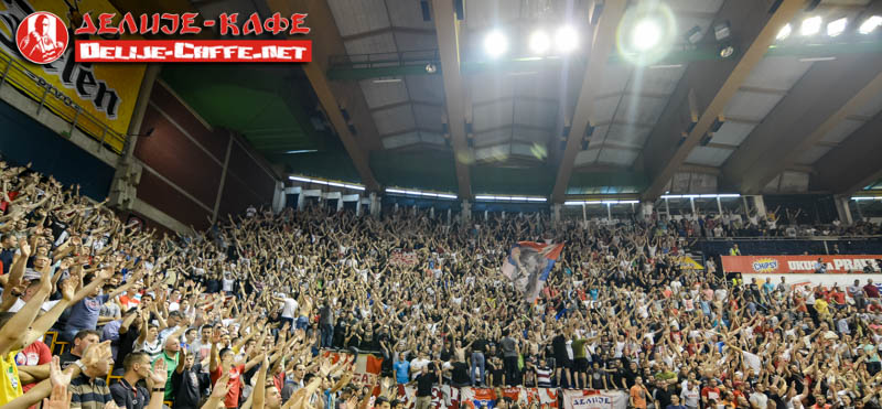 gal/2015-2016/derbi_basket_1/delije01.jpg