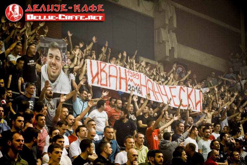 gal/2015-2016/derbi_basket_1/delije02.jpg