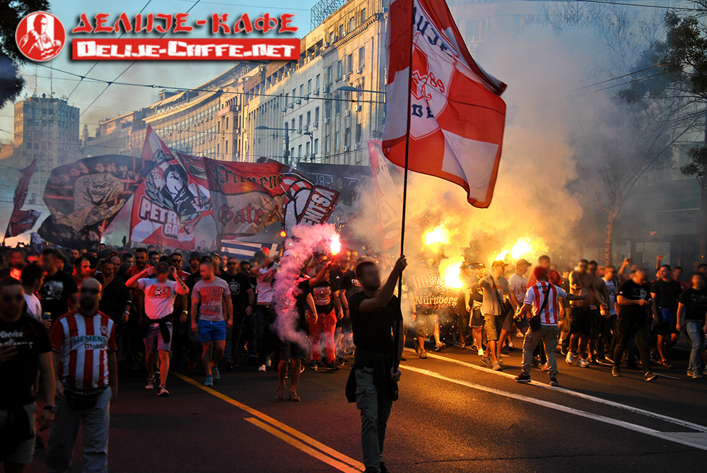 gal/2019-2020/cz_olympiakos/delije01.jpg
