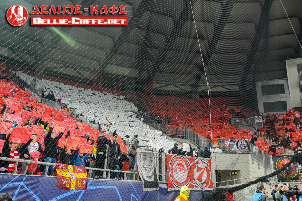 gal/2019-2020/olympiakos_cz/delije01.jpg